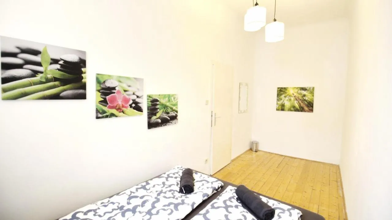 Homestay Comfortable Rooms Near Schoenbrunn Palace Hl Vienna