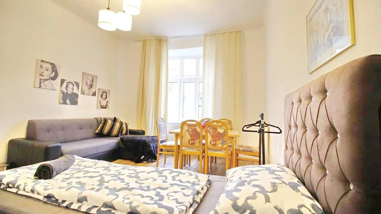 Comfortable Rooms Near Schoenbrunn Palace Hl Vienna 0*,